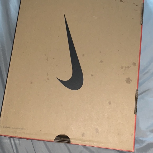 Jordan retro 11 (2019 playoffs) - Picture 5 of 5